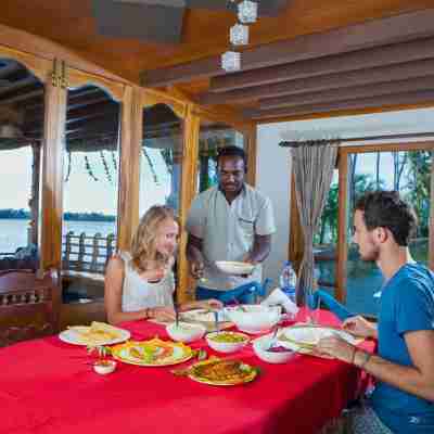 Abad Premium House Boat Dining/Meeting Rooms