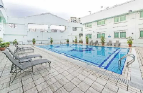 Hotel 81 Tristar