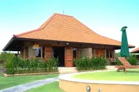 Three Monkeys Villas Hotels in Bali