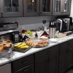 Harbor House Inn