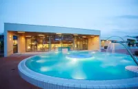Vitalhotel der Parktherme - Inkl Thermeneintritt & Sauna - balneario