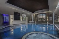 Oulton Hall Hotel, Spa & Golf Resort - Yüzme Havuzu