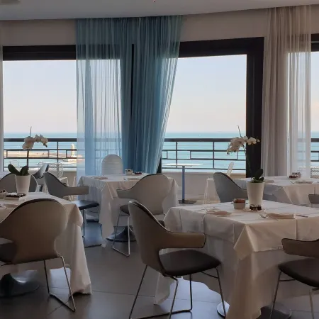 Jr Hotels Bari Grande Albergo Delle Nazioni
