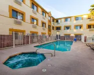 Spark by Hilton Tempe Phoenix Airport