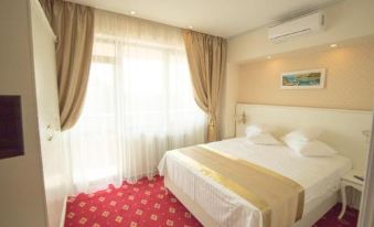 MSR Port Hotel