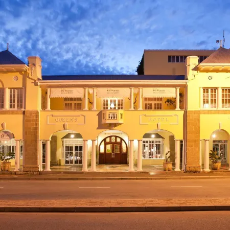 Queens Hotel by Bon Hotels