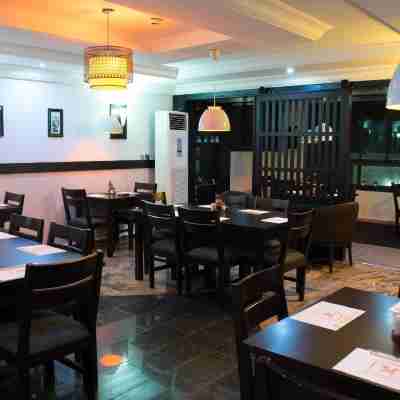 Casalinda Hotel Dining/Meeting Rooms
