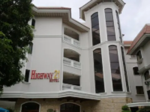 Highway 21 Hotel