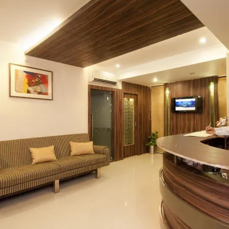 Hotel Crystal Retreat