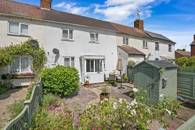 Cottage in Worcestershire Hotels in Cropthorne