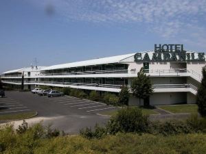 Campanile Poitiers - Site du Futuroscope