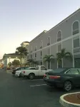 Ruskin Inn Tampa-Sun City Center - parking