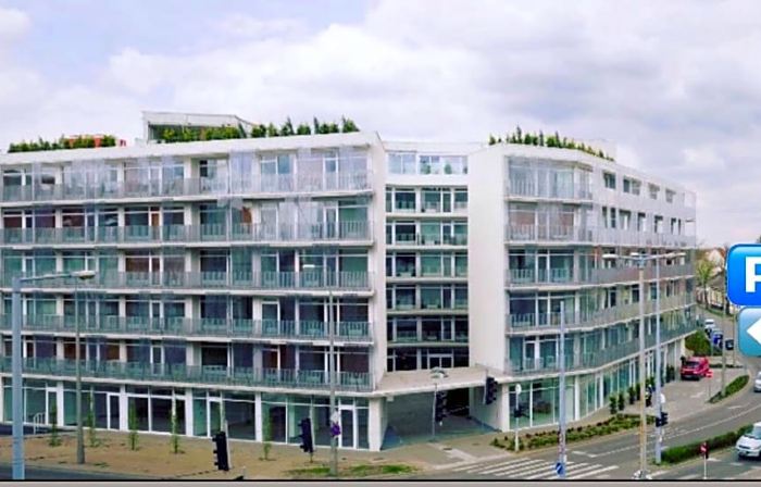 Parizs Garden Apartments