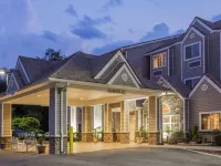 Microtel Inn & Suites by Wyndham Jacksonville Airport Hotels near Riverview Park