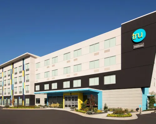 Tru by Hilton McDonough, GA Hotels in Henry County