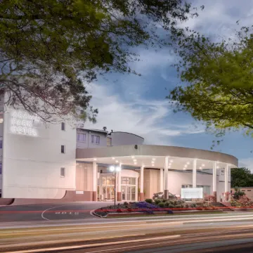 Matic Apartments - Housity