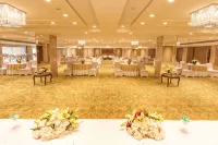 DEVENTURE SAROVAR PORTICO KAPASHERA - gimnasio