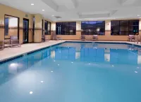 Holiday Inn Express & Suites LOGAN by IHG - Gym
