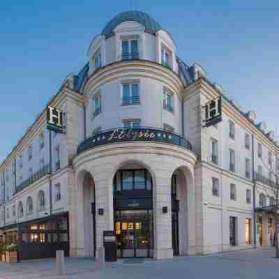 Hôtel l'Élysée Val d'Europe Hotel Exterior