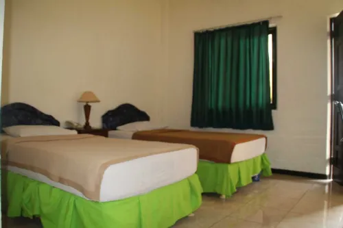 Hotel Ronggolawe Hotels in Cepu