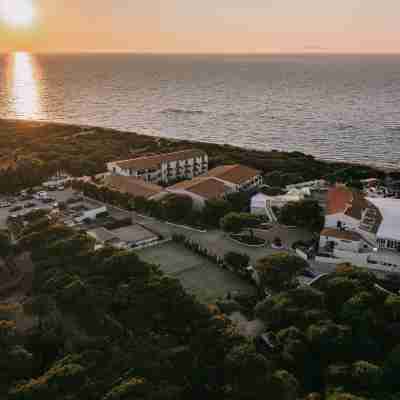 Del Golfo Club Hotel Exterior