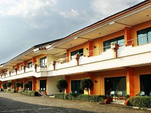 Hotel Borobudur Indah