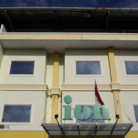 Ion Hotel Padang