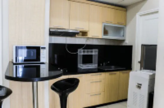New Furnished 2Br Apartment at Silkwood Residence by Travelio