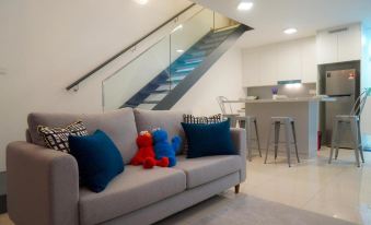 Cozy Modern Loft by De Lux @ EkoCheras, KL