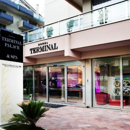 Terminal Palace & Spa