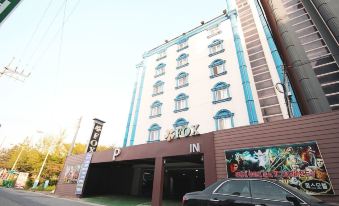 Fox Tourist Hotel Gunsan