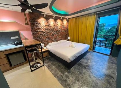 Smile Hotel C180 Cheras Selatan