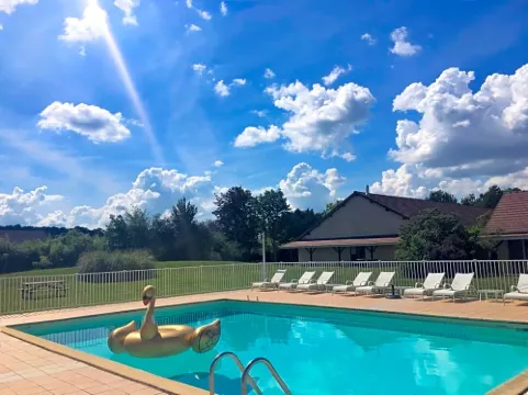 歐塞爾高速公路 du Soleil 美居酒店 莫內託酒店