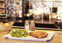 Ibis Auray فنادق في Ploemel