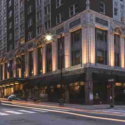 Hotel Phillips Kansas City, Curio Collection by Hilton Hotel Exterior