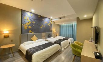 Feronia Hotel (Funing Yilin Town People's Park)