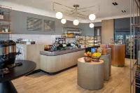 Grand Hyatt at SFO - 5-Star