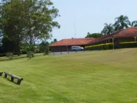 Lakeside Lodge Motel