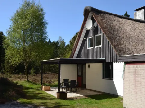 "Emilla" - 3.8km from the Sea