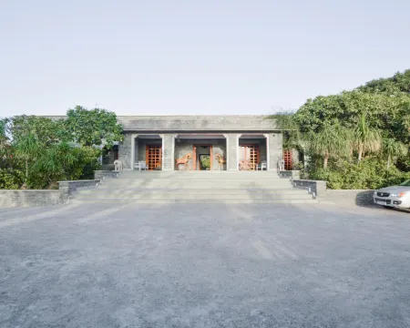 キングズ アボード ラーナクプル パリのホテル