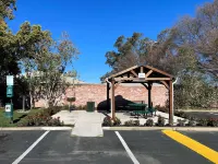 Motel 6 Lodi, CA - Pysäköinti