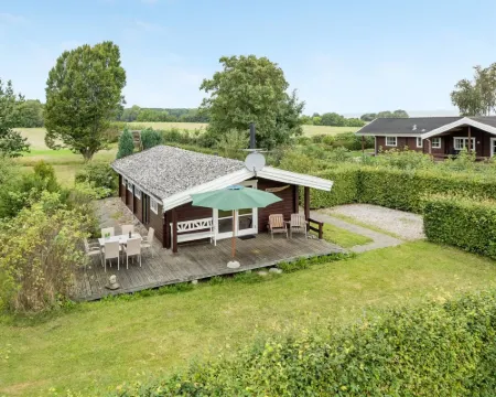 "Gudmunde" - 200m from the Sea Hotels in Augustenborg