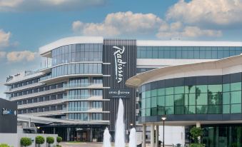 Radisson Hotel Amp; Convention Centre Johannesburg