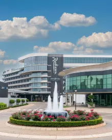 Radisson Hotel and Convention Centre OR Tambo Airport