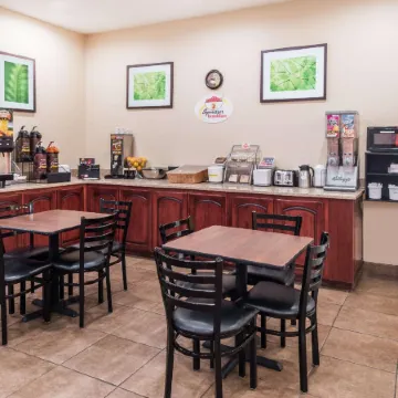 Super 8 by Wyndham Rolla