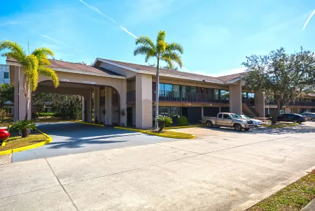 Americas Best Value Inn and Suites Melbourne
