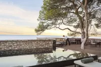 Aman Sveti Stefan - 5-Star