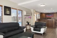 Travelodge by Wyndham Calgary South