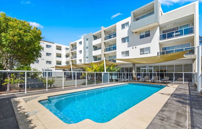 Quality Suites Pioneer Sands