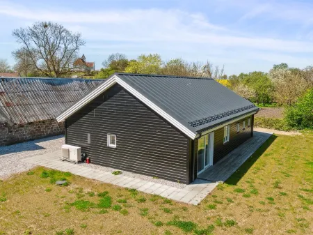 "Hidde" - 200m from the Sea